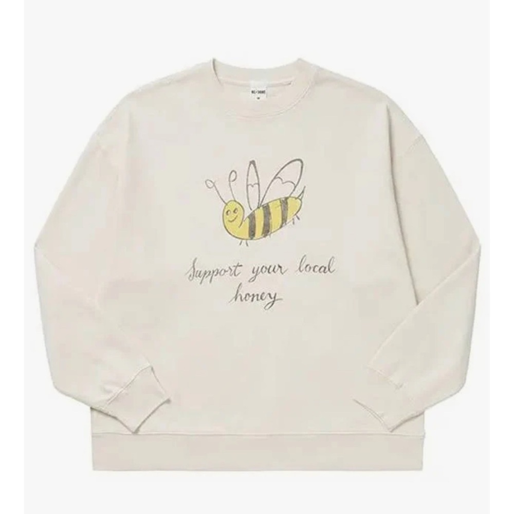 NWOT RE/DONE
OVERSIZED LOCAL HONEY CREWNECK - VINTAGE WHITE 🐝💛SOLD OUT ONLINE